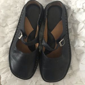 Born Navy Blue Mary Jane